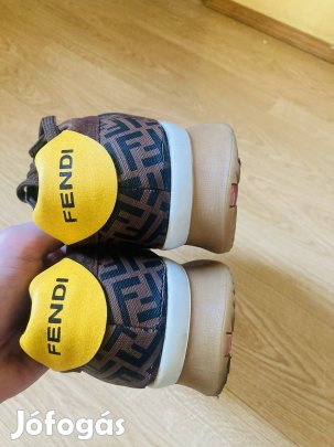 Férfi 44-es cipő Fendi sportcipő