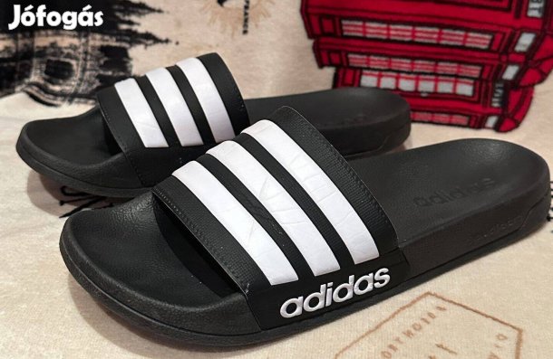Férfi Adidas Papucs (43-as méretben)