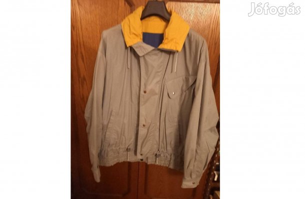 Férfi átmeneti dzseki kapucnis