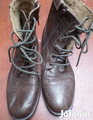 Férfi bőr bakancs Új 46-os