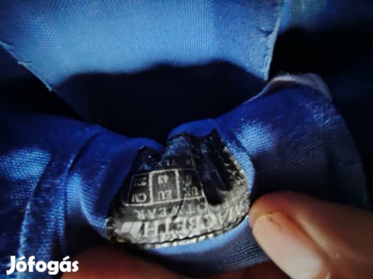 Férfi cipő 43as 