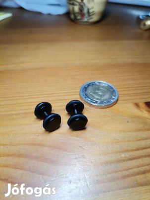 Férfi fülbevaló Új New Yorker-es