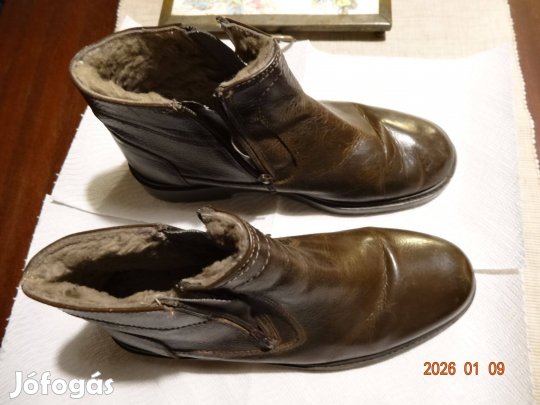 Férfi irhacipő eladó