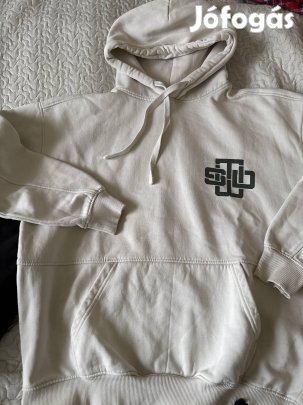 Férfi kapucnis pulcsi