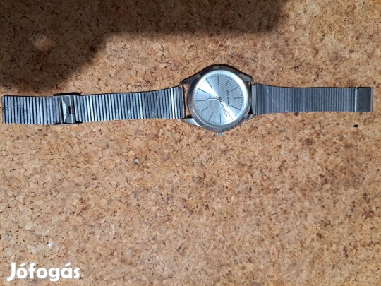 Férfi karóra elemes, működőképes