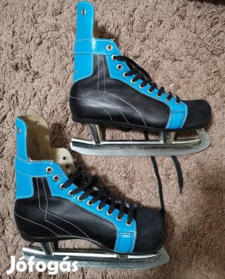 Férfi korcsolya(40-es) eladó!