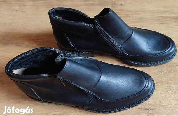 Férfi magasszárú cipő bőr csizma bundás 44-es vadonatúj