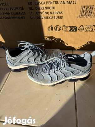 Férfi nike cipő