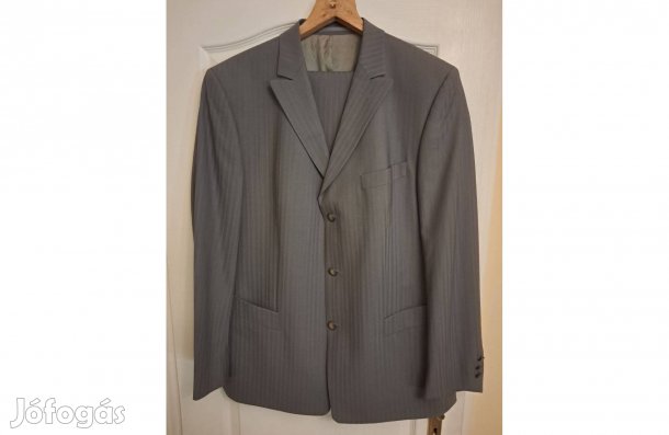 Férfi öltöny szürke színű, 52-es méretű újszerű állapotban eladó