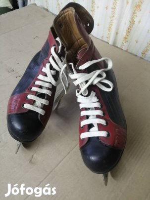 Férfi retró mű korcsolya. 