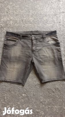 Férfi szürke sztreccses farmer rövidnadrág, short 56-os