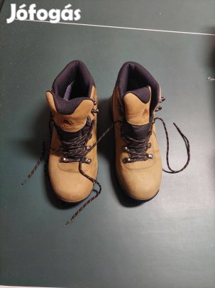 Férfi túracipő