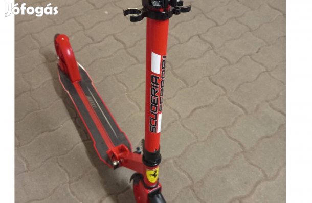 Ferrari gyerek roller