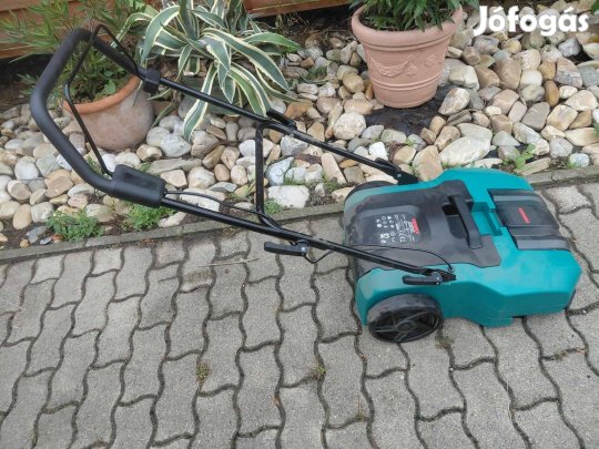 Ferrex akkus térkő seprőgép