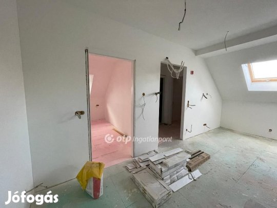 Fertőszentmiklósi 63 nm-es lakás eladó