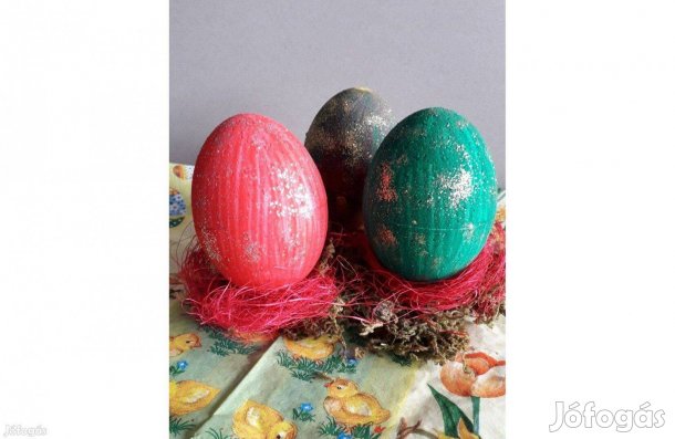 Festett hungarocell dekoráció 3 db egyben 9 cm