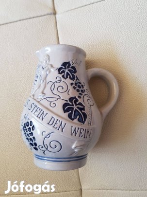 Festett kiskancsó Trinkt wie eure Vater aus Stein den Wein felirattal