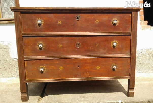 Festett láda kelengyés kelengyeláda - régi népi paraszti felújított