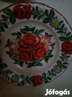 Festett tányérok eladóak