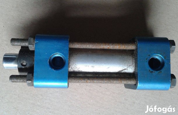 Festo henger eladó !