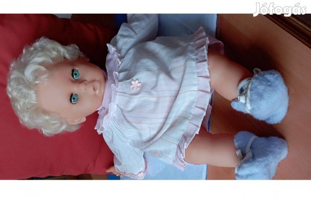 Fésülhető alvóbaba