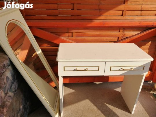 Fésülködő asztal,tükörrel!