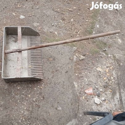 Fésűs kamillaszedő eladó Kiskunfélegyházán