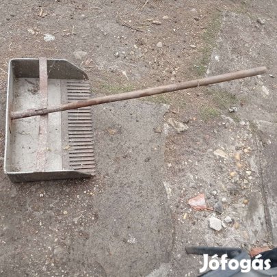 Fésűs kamillaszedő eladó Kiskunfélegyházán