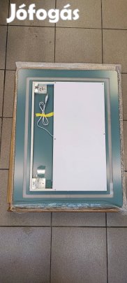 Fevkő 60x80 Led-es fürdőszoba tökür