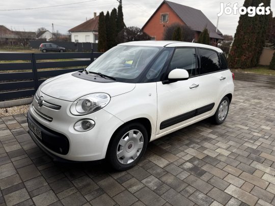Fiat 500L 1.4 16V makulátlan, friss vezérlés cserével eladó 