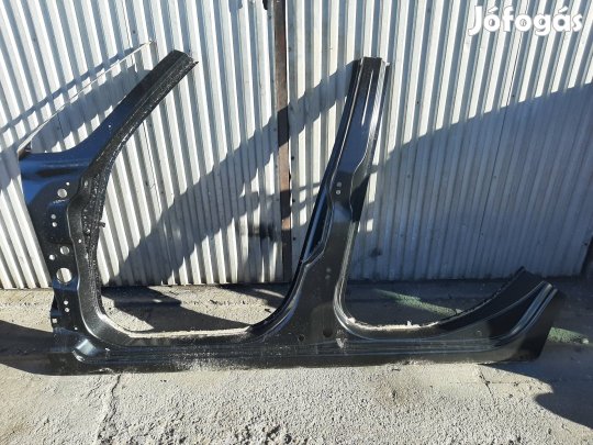 Fiat 500 L küszöb, oldalkeret