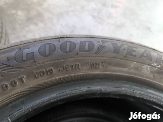 Fiat 500e nyári gumi Goodyear EG Performance 91V 