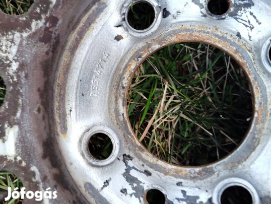 Fiat Albea 14-es lemez felni