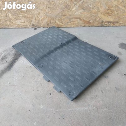 Fiat DUCATO Citroen JUMPER Peugeot BOXER 06- Akkumulátor burkolat 2003