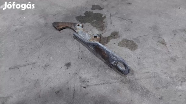 Fiat DUCATO Citroen JUMPER Peugeot BOXER 06- Motorkiemelő fül vas 0504