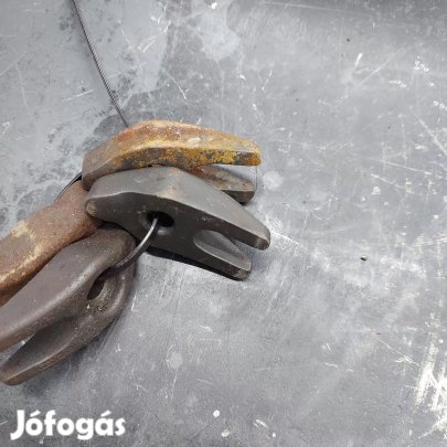 Fiat DUCATO Citroen JUMPER Peugeot BOXER 16- Porlasztó lefogató 2269