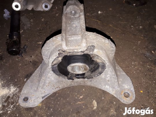 Fiat Doblo Bal Motortartó Bak