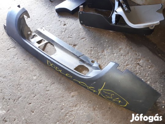 Fiat Doblo Jobb Hátsó Lámpa Melletti Burkolat