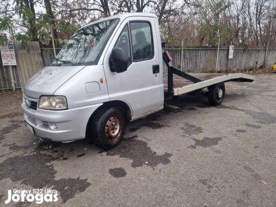 Fiat Ducato 2.8 Autoszállito, a legerősebb motoros, friss műszakival