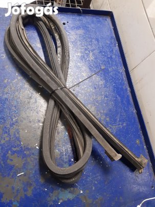 Fiat Ducato III 06-14 Csomagtérajtó Gumikéder