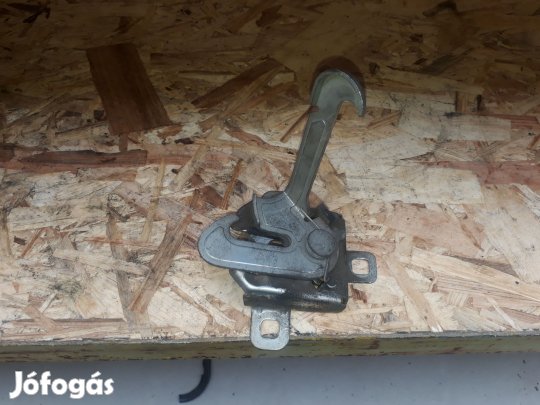 Fiat Grande Punto Motorháztető Zárszerkezet