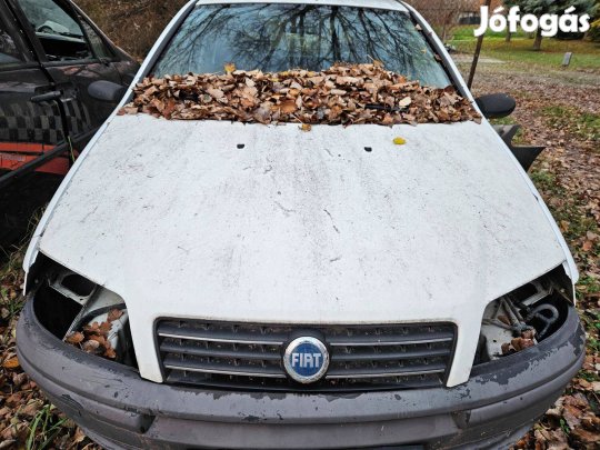 Fiat Punto 2 faceliftes gépháztető motorháztető fehér 2003-