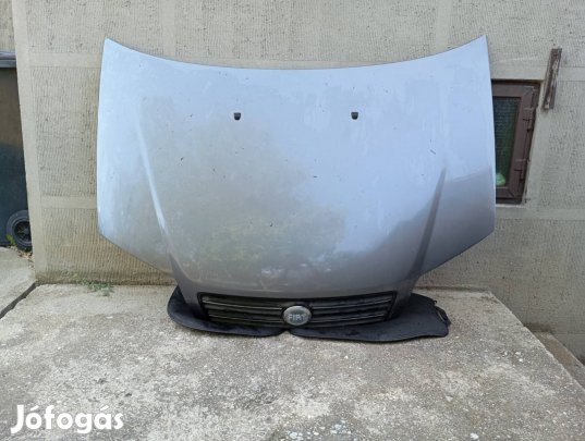 Fiat Punto 2 nagylámpás motorháztető