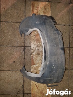 Fiat Punto II Jobb Első Dobbetét