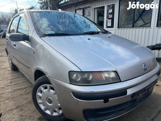 Fiat Punto II (2002) 1.2i 188A4000 Alkatrészek #M3797