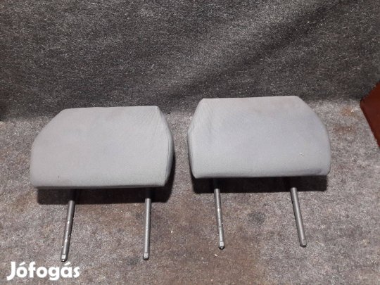 Fiat Punto II fejtámla pár