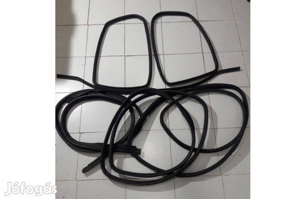 Fiat Punto II gyári komplett gumikéder szett