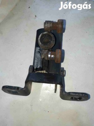 Fiat Scudo Bal Tolóajtó Középső Görgő