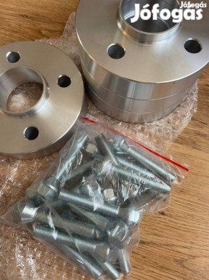 Fiat Scudo Citroen Jumpy 5x108 65,1 új nyomtávszélesítő csavarokkal