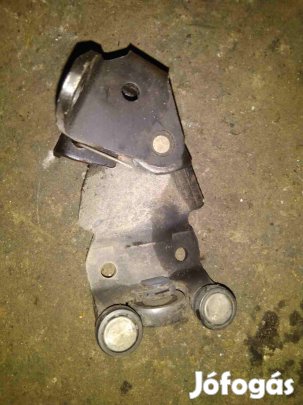 Fiat Scudo Jobb Tolóajtó Középső Görgő